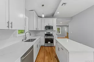 4 Narcissus Dr, Mahopac, NY 10541 - Photo 10