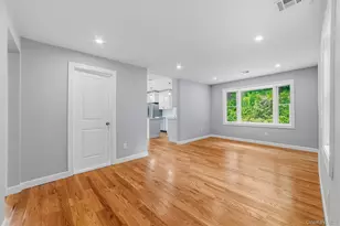 4 Narcissus Dr, Mahopac, NY 10541 - Photo 4