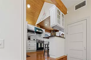109 Doncaster Rd, Malverne, NY 11565 - Photo 12