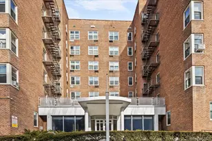 629 Kappock St, Bronx, NY 10463 - Photo 10