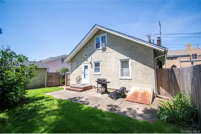 2415 Gale Avenue, Baldwin, NY 11510 - Photo 36