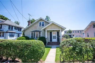 2415 Gale Avenue, Baldwin, NY 11510 - Photo 2