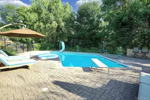 650 Bryant Ave, Roslyn, NY 11576 - Photo 20