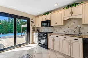 12 Empress Pines Dr, Nesconset, NY 11767 - Photo 22