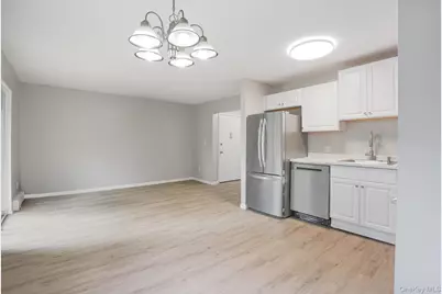 15 Fern Court #D, Fishkill, NY 12524 - Photo 8