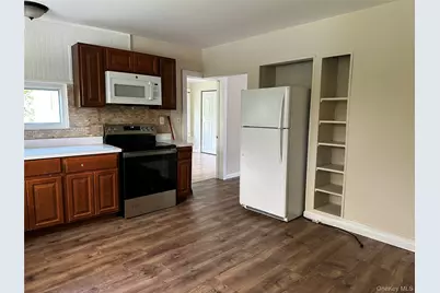 245-249 Lattintown Road, Marlboro, NY 12542 - Photo 6