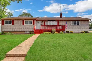 47 Whittier Ave, North Babylon, NY 11703 - Photo 26