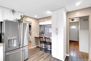 47 Whittier Ave, North Babylon, NY 11703 - Photo 10
