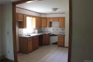 357 W Dover Rd, Pawling, NY 12564 - Photo 8