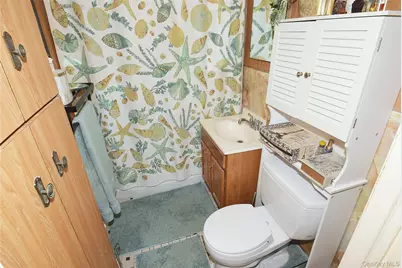 48 Barnyard Lane, Levittown, NY 11756 - Photo 10
