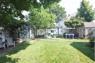 48 Barnyard Lane, Levittown, NY 11756 - Photo 18