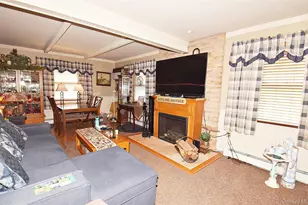 48 Barnyard Ln, Levittown, NY 11756 - Photo 4