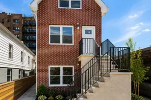 1810 Tomlinson Ave, Bronx, NY 10461 - Photo 1