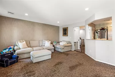 9 Pleasant Lane, Bay Shore, NY 11706 - Photo 6