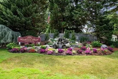 9 Pleasant Lane, Bay Shore, NY 11706 - Photo 22
