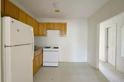 350 Montauk Avenue, Brooklyn, NY 11208 - Photo 2
