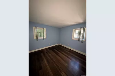 16 Thomas Street, Coram, NY 11727 - Photo 10
