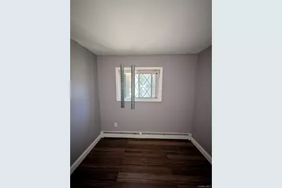 16 Thomas Street, Coram, NY 11727 - Photo 6