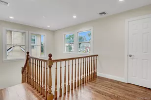 86 George St, East Hills, NY 11577 - Photo 20