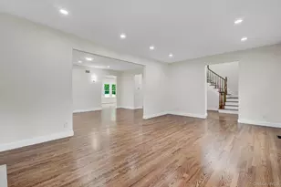 86 George St, East Hills, NY 11577 - Photo 6