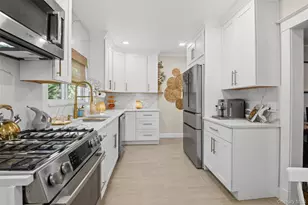 220-222 Carol Ave, Pelham, NY 10803 - Photo 2