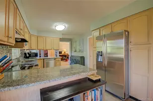 54 Clearview Cir, Hopewell Junction, NY 12533 - Photo 6