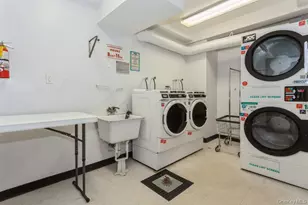 410 E Broadway, Long Beach, NY 11561 - Photo 16