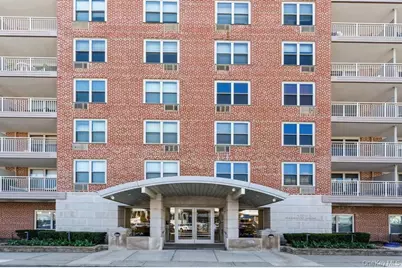 410 E Broadway #4T, Long Beach, NY 11561 - Photo 2