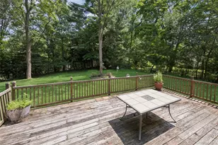 49 Old Town Ln, Huntington, NY 11743 - Photo 8
