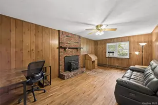 49 Old Town Ln, Huntington, NY 11743 - Photo 16