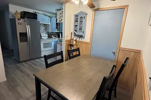 272 Davenport, Lindenhurst, NY 11757 - Photo 6