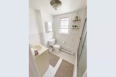 272 Davenport, Lindenhurst, NY 11757 - Photo 8
