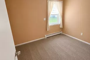 272 Davenport, Lindenhurst, NY 11757 - Photo 10
