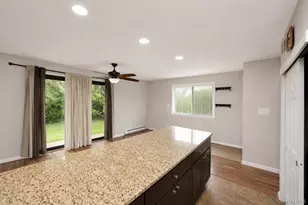 1 Anchorage Way, Freeport, NY 11520 - Photo 6