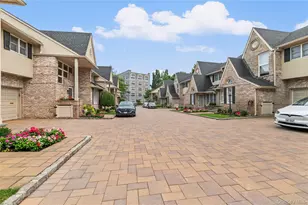 1180 E Broadway, Hewlett, NY 11557 - Photo 22