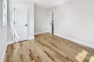 162 State St, Westbury, NY 11590 - Photo 18