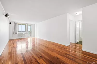 118-17 Union Turnpike #12G, Forest Hills, NY 11375 - Photo 16