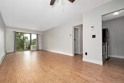 560 Halstead Avenue #2-R, Harrison, NY 10528 - Photo 4