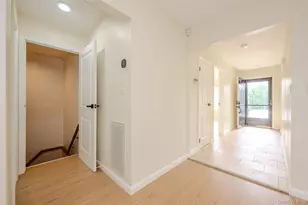 12 Stanford Ct, Wantagh, NY 11793 - Photo 10