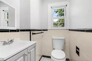 87-47 216th St, Queens Village, NY 11427 - Photo 12