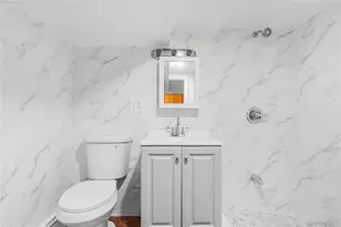 87-47 216th St, Queens Village, NY 11427 - Photo 16