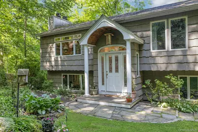 99 Lakeside Drive, Katonah, NY 10536 - Photo 2