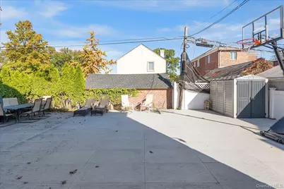 81-03 192 Street, Jamaica, NY 11432 - Photo 30