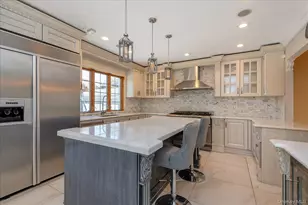 81-03 192nd St, Jamaica, NY 11432 - Photo 10