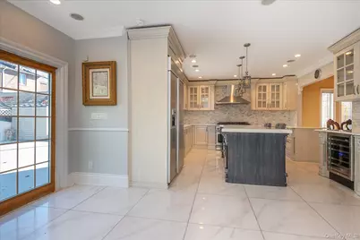 81-03 192 Street, Jamaica, NY 11432 - Photo 14