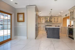 81-03 192nd St, Jamaica, NY 11432 - Photo 14