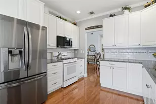 581 Leisure Dr, Ridge, NY 11961 - Photo 12