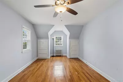 19 Chestnut Street, Glen Cove, NY 11542 - Photo 14