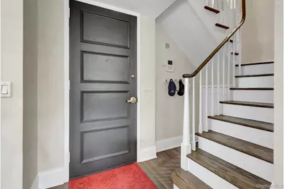 111 Cherry Valley Avenue #M18, Garden City, NY 11530 - Photo 2