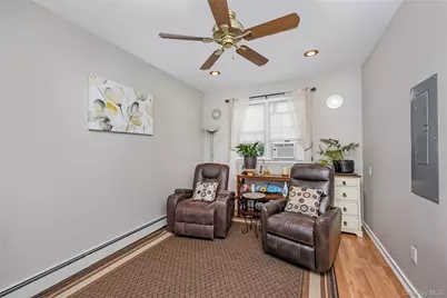 281 Thrift Street, Ronkonkoma, NY 11779 - Photo 16